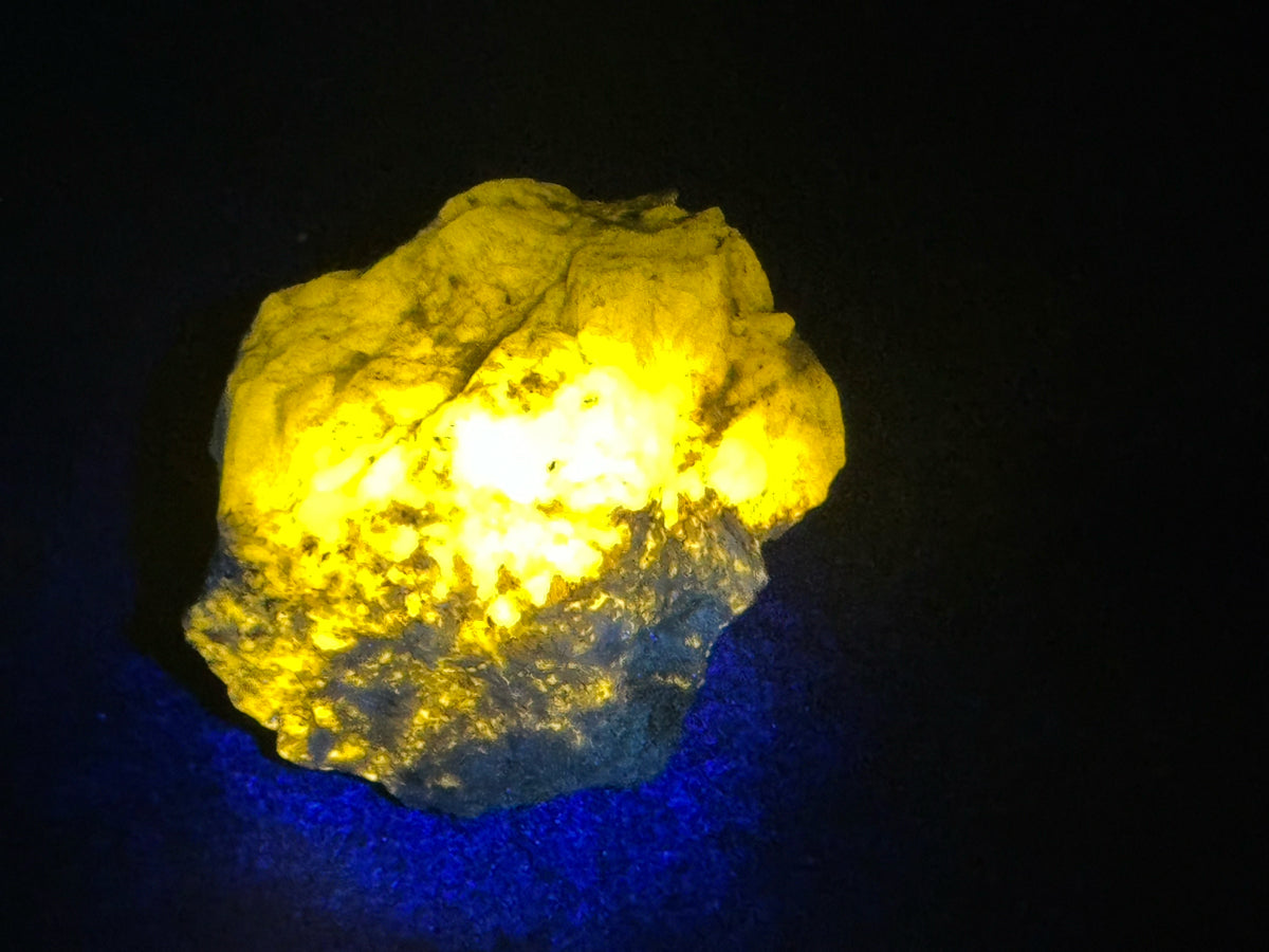 O1-Specimen Wernerite, Greenville, Canada